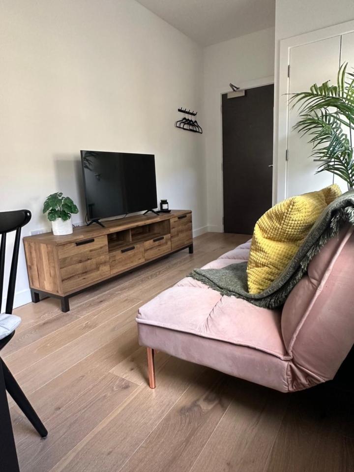 Ferienwohnung Contemporary Pied A Terre In The Heart Of Bath Exterior foto