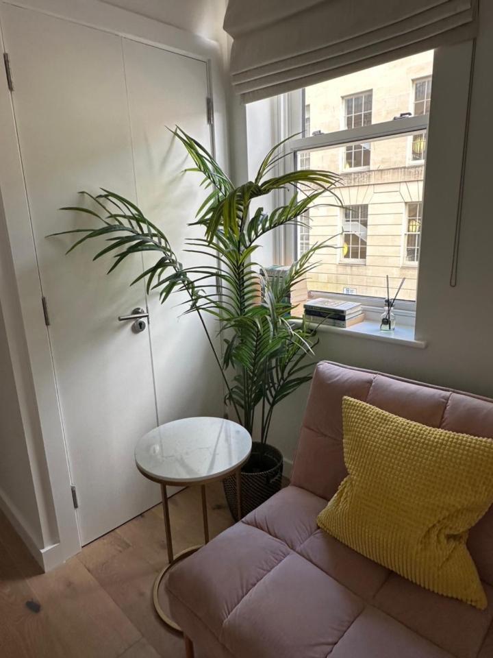 Ferienwohnung Contemporary Pied A Terre In The Heart Of Bath Exterior foto